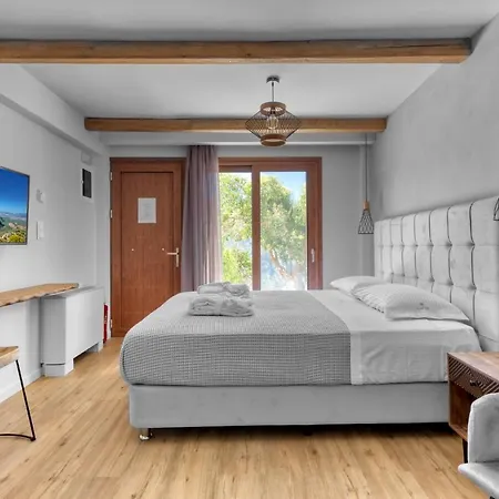 Komody Apartahotel