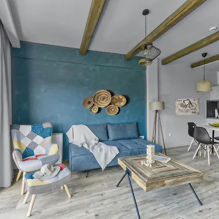 Komody Apartahotel