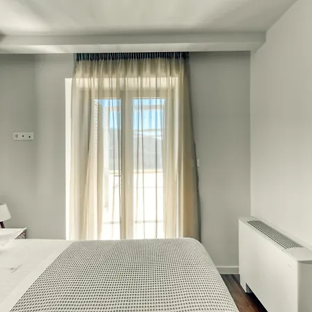 Aparthotel Komody *