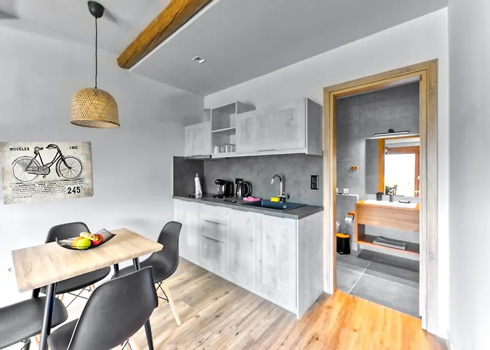 Komody Aparthotel 3*